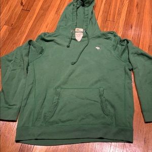 Men’s hooded sweatshirt with cut neck style design